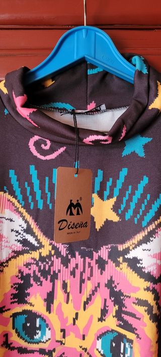 Lindo vestido over size de gatito