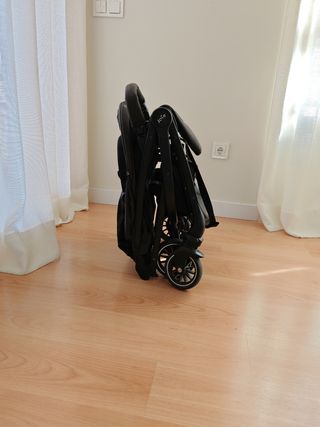 Silla de paseo plegable Joie