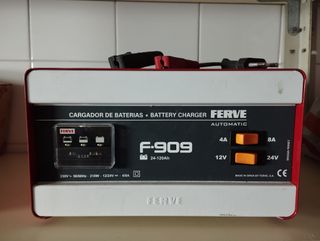 CARGADOR DE BATERIA FERVE F-909