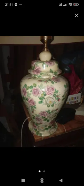 PARAGUERO cerámica y lámpara