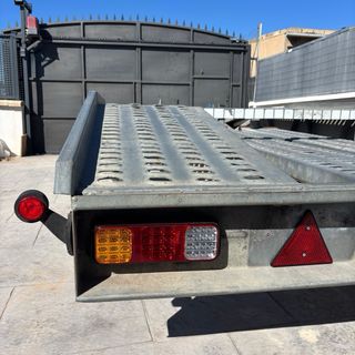 Alquiler remolque plataforma en granada