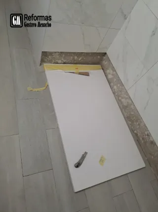 Cambia tu bañera por plato ducha
