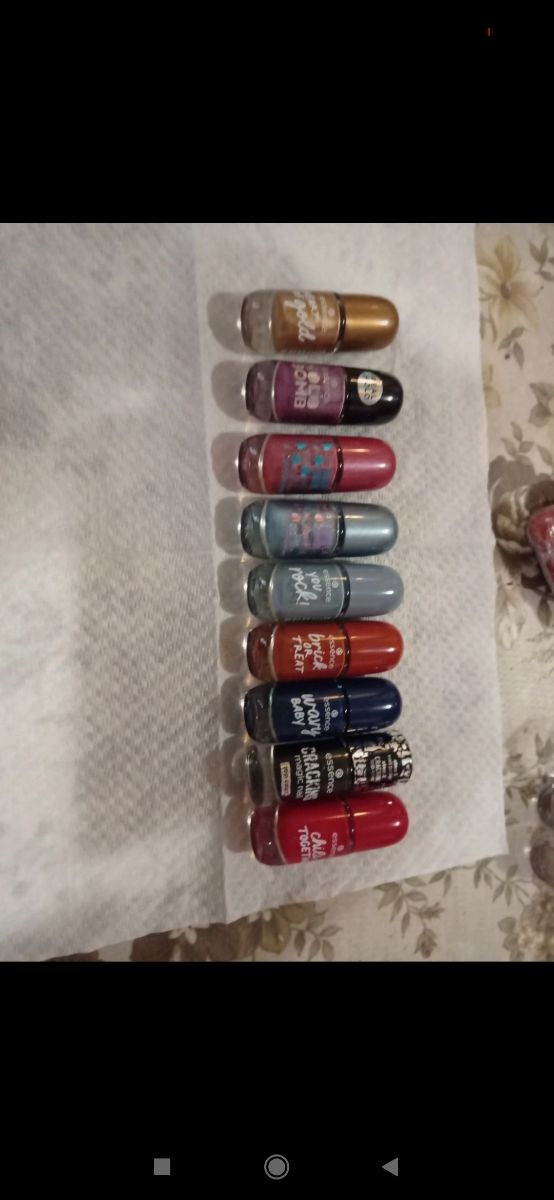 9 smalti asciugatura rapida essence