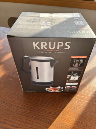 Hervidor eléctrico KRUPS Control Line – Nuevo
