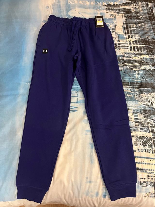 Pantalon Morado Under Armour Talla M