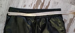 Pantalón polipiel 