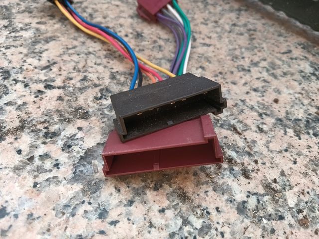 Conector radio Ford ISO