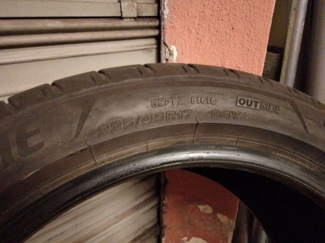 1 Neumático B. potenza sport 225 45 17.