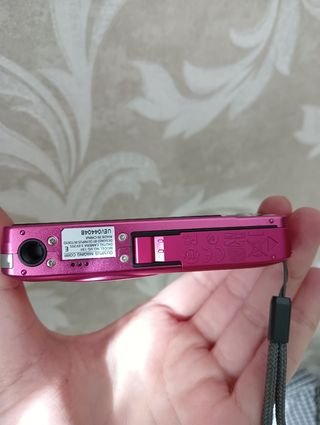 Cámara de fotos digital con caja