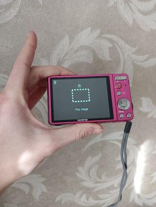 Cámara de fotos digital con caja