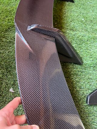 Alerón de carbono para los g82