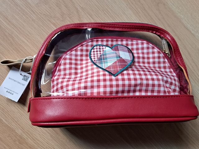 Bolsas de aseo de Women Secret