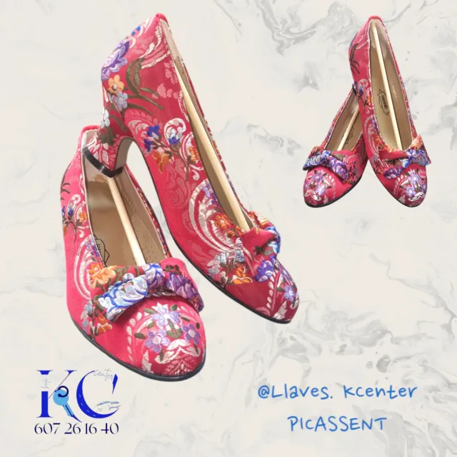 Confección zapatos de Fallera