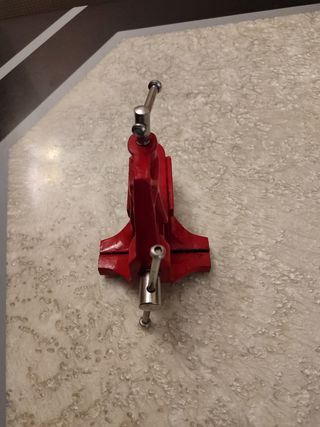 Tornillo de banco.