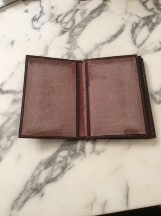 VINTAGE BILLETERA DE PIEL. HOMBRE