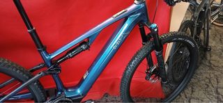 CUBE AMS HYBRID ONE SLX 400X