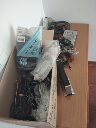 Torre ordenador, discos duros...