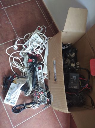 Torre ordenador, discos duros...