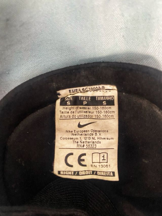 Espinilleras Nike Talla S