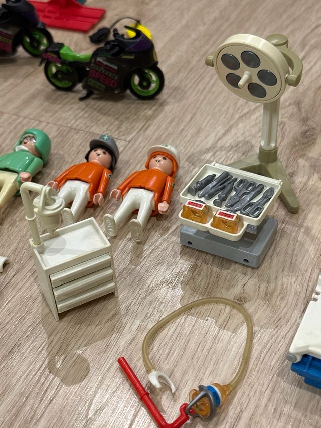 Muñecos Playmobil hospital