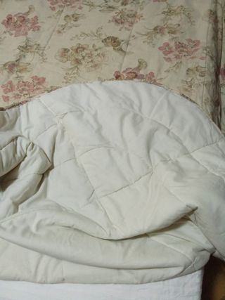 Colcha enguantada cama matrimonial