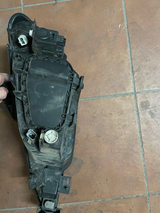 Faro peugeot 206