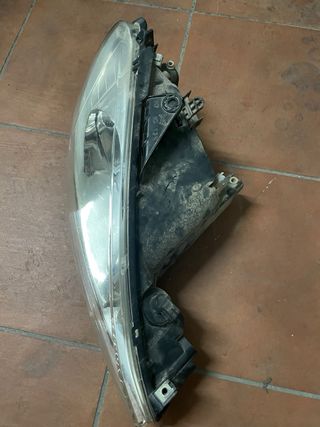 Faro peugeot 206