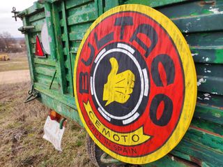 Cartel logo Bultaco en madera