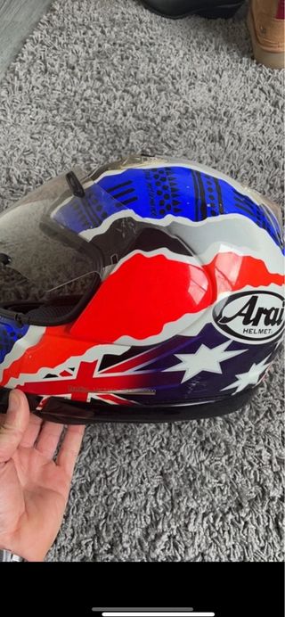 Casco Arai