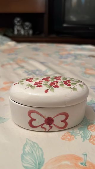 Joyero de porcelana antiguo