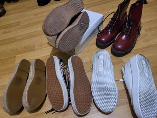 Lote de zapatos N y SN vans, dr martens...