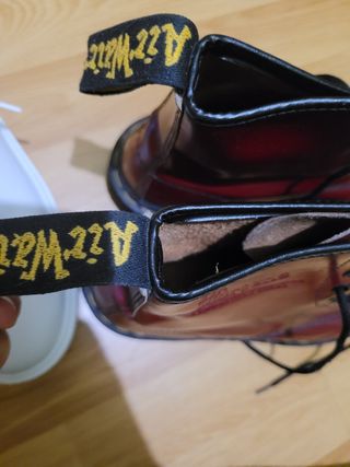 Lote de zapatos N y SN vans, dr martens...