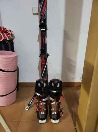 Equipo de esquí alpino