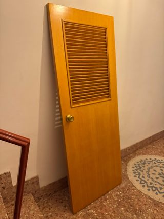 Puerta de madera