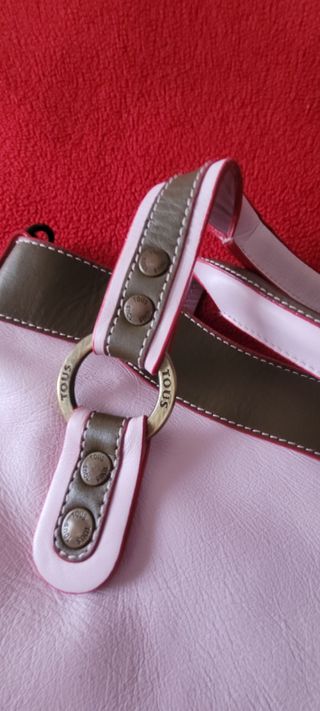 Bolso de hombro/ mano de Tous en piel.