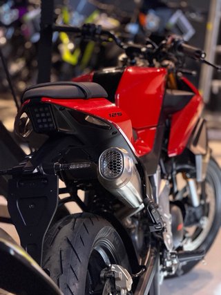 Fantic STEALTH 125cc Naked 2026