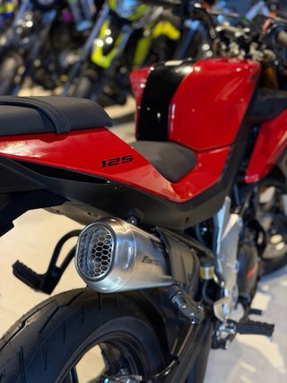 Fantic STEALTH 125cc Naked 2026