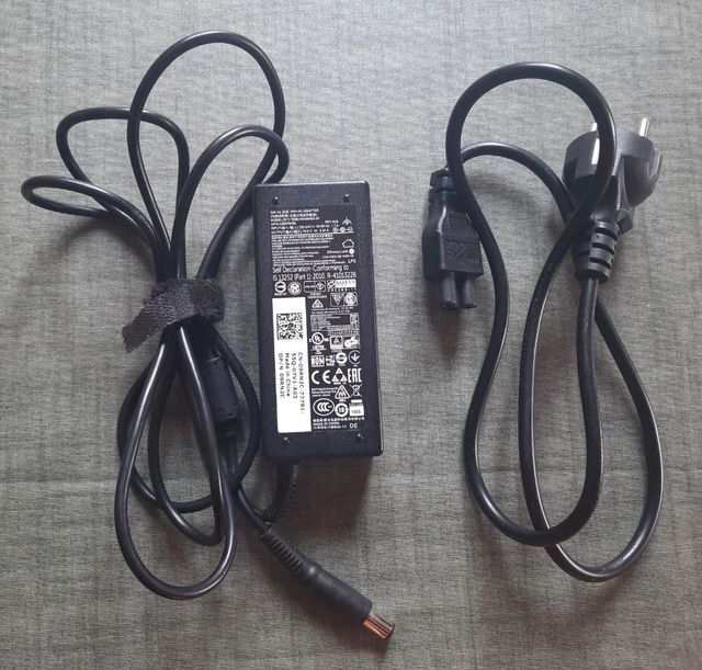 Cargador Original Dell 65W + Cable