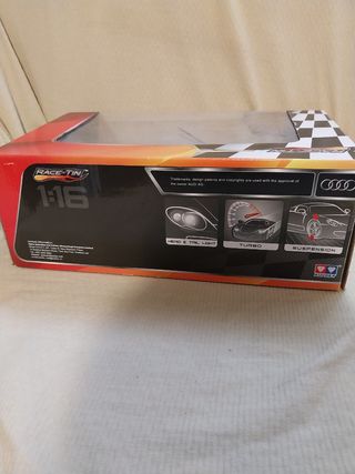 Coche de juguete teledirigido 