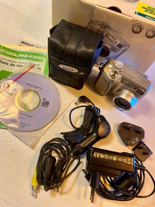 NIKON COOLPIX 4300