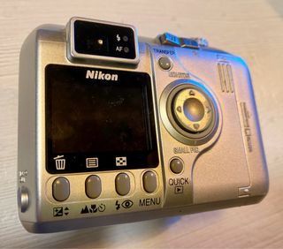 NIKON COOLPIX 4300