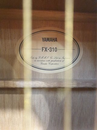 GUITARRA YAMAHA FX-310