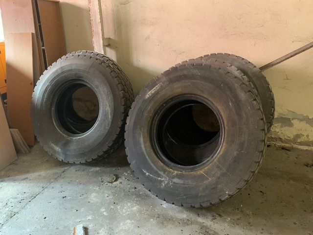 Neumáticos grúa autopropulsada o similar