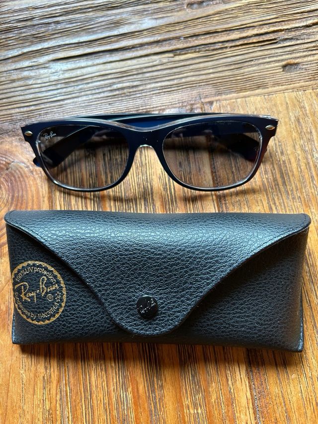 Ray-Ban New Wayfarer RB2132-605371 blu
