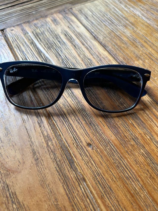 Ray-Ban New Wayfarer RB2132-605371 blu