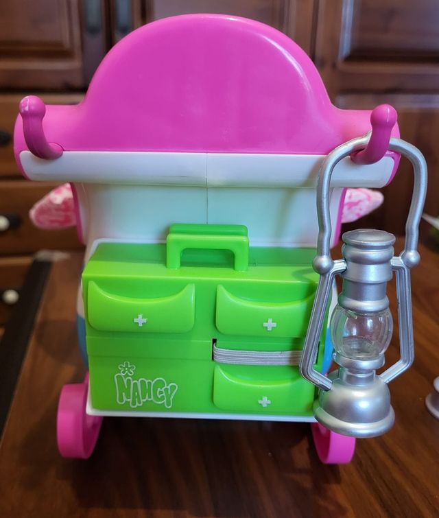 Complementos Nancy aventura en trineo