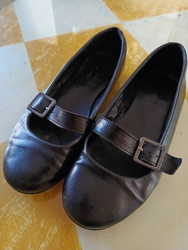 Bailarina, manoletina, francesita negra