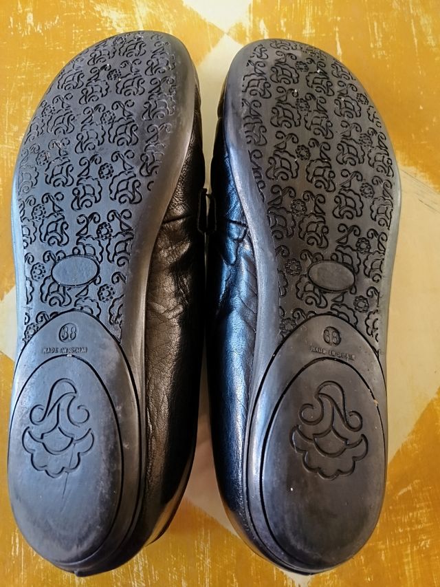 Bailarina, manoletina, francesita negra