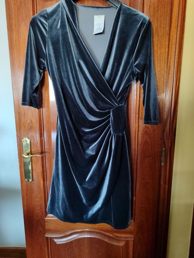 Vestido de terciopelo nuevo