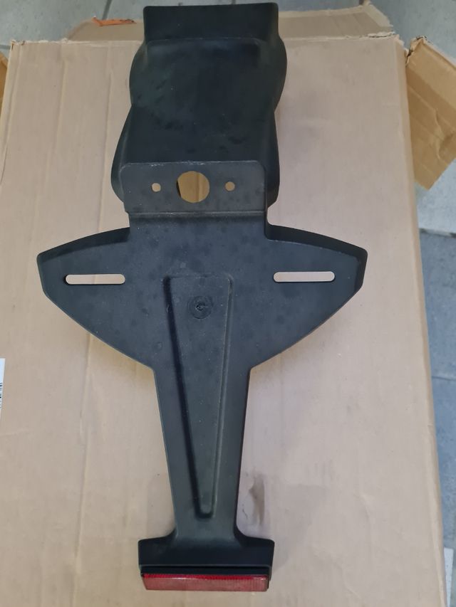 Parafango porta targa per Triumph Speed Triple 105